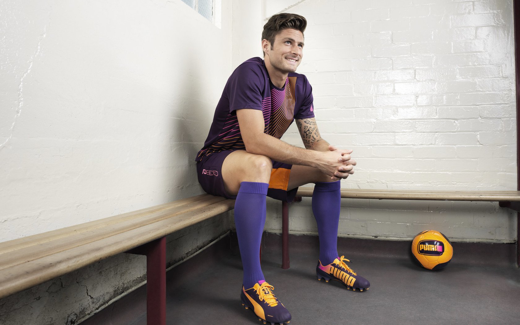 今夏引援策略全方位升级,冲击季后赛!